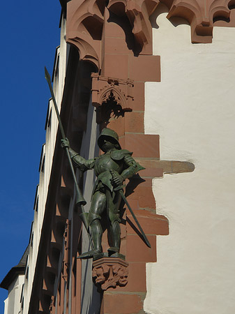 Leinwandhaus mit Ritterfigur