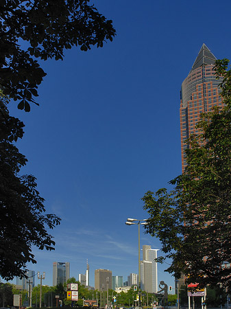 Fotos Messeturm mit Skyline | Frankfurt am Main