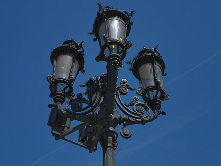 Foto Laterne auf Opernplatz