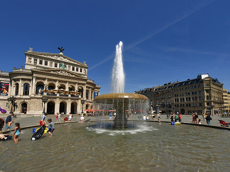 Fotos Alte Oper mit Brunnen | Frankfurt am Main