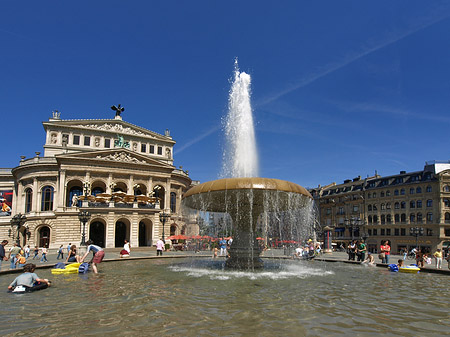 Fotos Alte Oper mit Brunnen | Frankfurt am Main