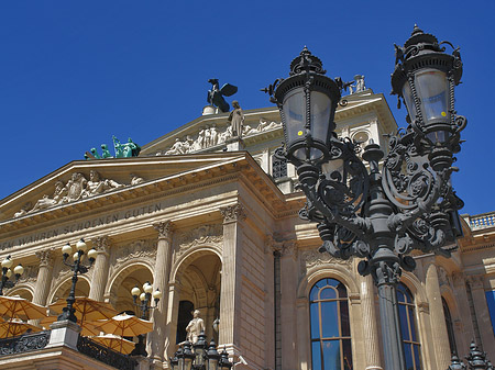 Fotos Alte Oper mit Laterne