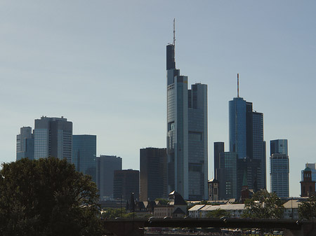 Commerzbank mit Maintower Fotos