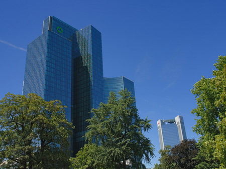 Foto Dresdner Bank neben Trianon - Frankfurt am Main