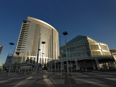 Fotos Kastor neben dem Haupteingang zur Messe | Frankfurt am Main