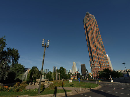 Fotos Messeturm mit Ludwig-Erhard-Anlage