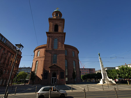 Fotos Paulskirche mit Statue | Frankfurt am Main