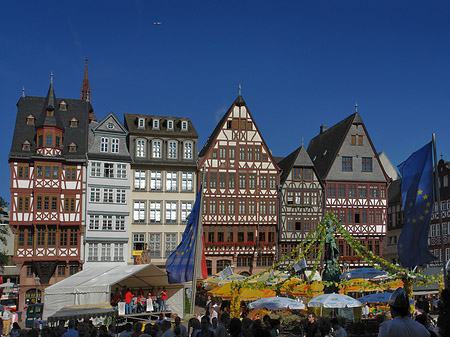 Gerechtigkeitsbrunnen auf dem Römerberg Foto 