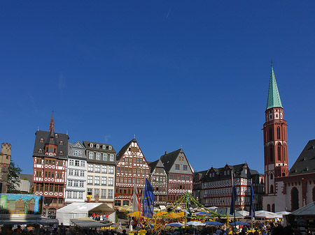 Römerberg mit Nikolaikirche Fotos