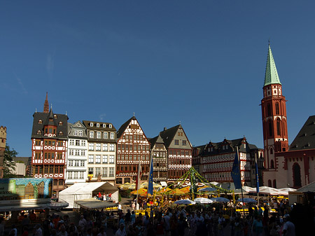 Römerberg mit Nikolaikirche Foto 