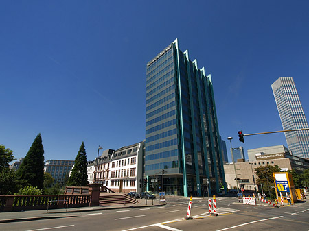 Schweizer National und Schauspiel Frankfurt Foto 