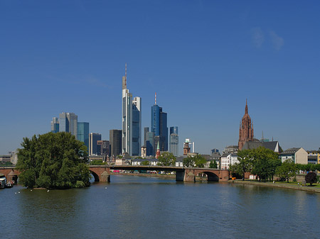 Fotos Skyline von Frankfurt mit Alter Brücke | Frankfurt am Main