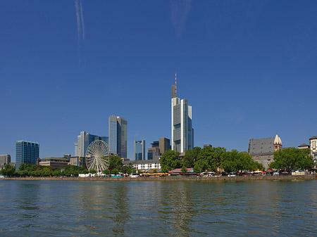 Fotos Skyline von Frankfurt mit Riesenrad | Frankfurt am Main